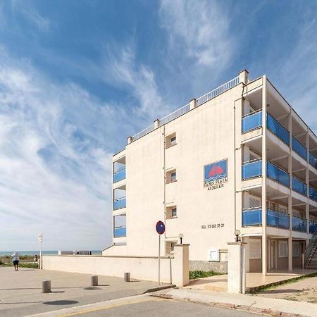 Apartamentos Denis Castelldefels Buitenkant foto